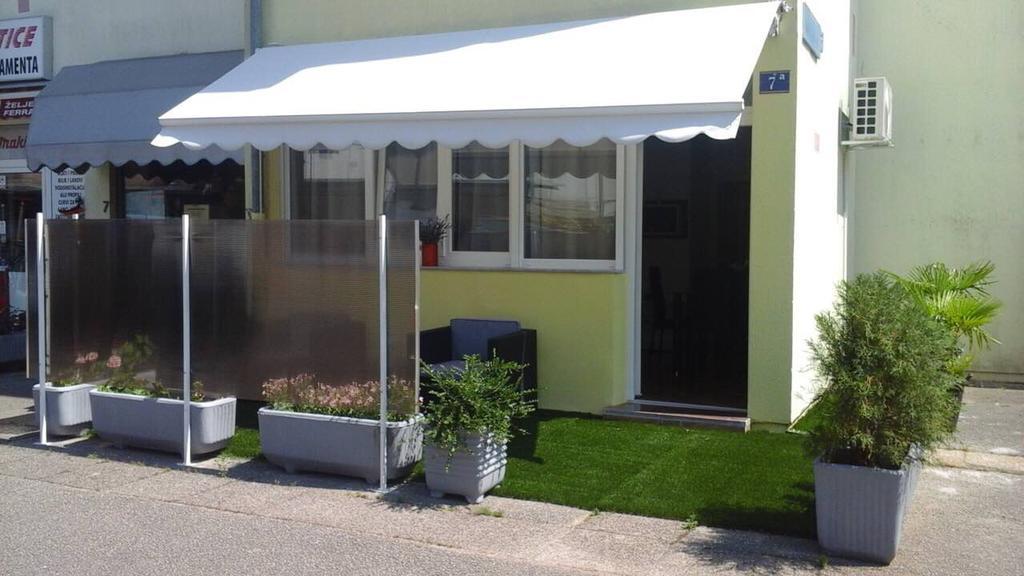 Studio Bi Apartment Umag Exterior photo